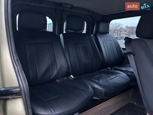 Бежевий Опель Віваро, об'ємом двигуна 1.87 л та пробігом 495 тис. км за 6290 $, фото 8 на Automoto.ua