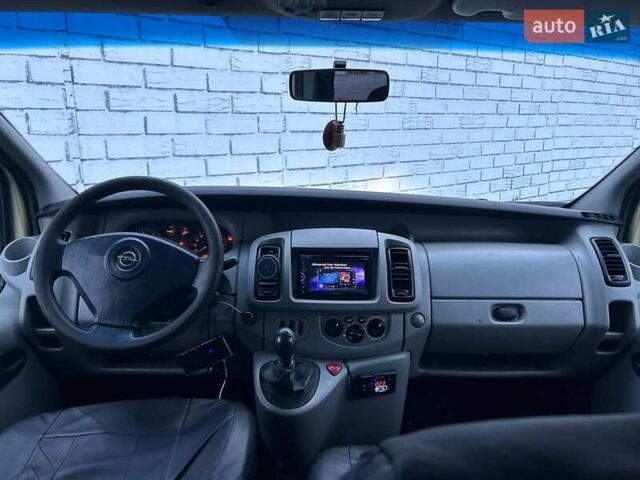 Бежевий Опель Віваро, об'ємом двигуна 1.87 л та пробігом 495 тис. км за 6290 $, фото 11 на Automoto.ua