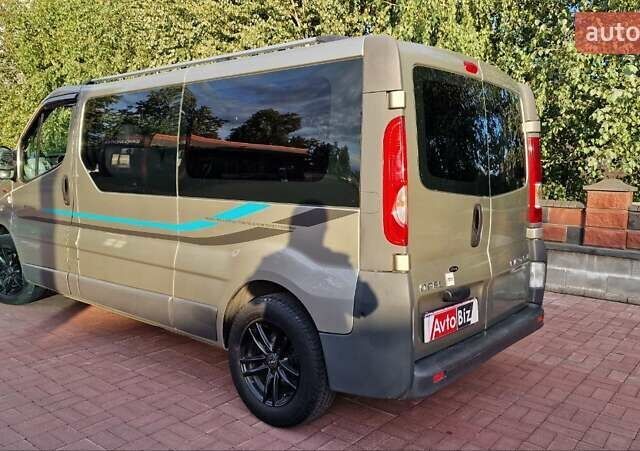 Бежевый Опель Виваро, объемом двигателя 2 л и пробегом 320 тыс. км за 15900 $, фото 2 на Automoto.ua