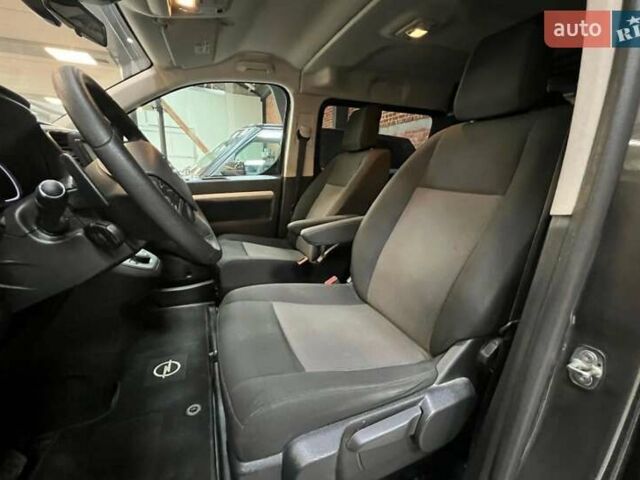 Бежевий Опель Віваро, об'ємом двигуна 2 л та пробігом 270 тис. км за 23800 $, фото 3 на Automoto.ua