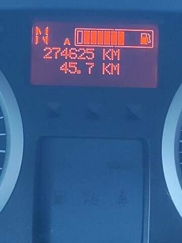 Чорний Опель Віваро, об'ємом двигуна 2 л та пробігом 274 тис. км за 11000 $, фото 1 на Automoto.ua