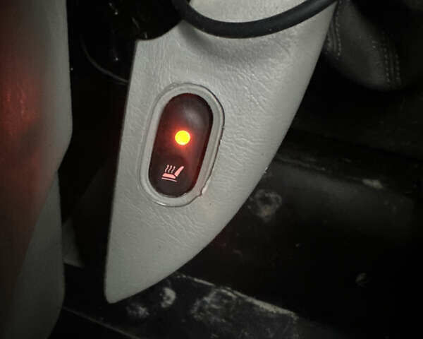 Черный Опель Виваро, объемом двигателя 2 л и пробегом 234 тыс. км за 12600 $, фото 72 на Automoto.ua