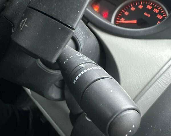 Черный Опель Виваро, объемом двигателя 2 л и пробегом 234 тыс. км за 12600 $, фото 74 на Automoto.ua