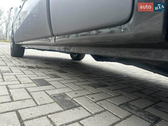Черный Опель Виваро, объемом двигателя 2 л и пробегом 234 тыс. км за 12600 $, фото 75 на Automoto.ua