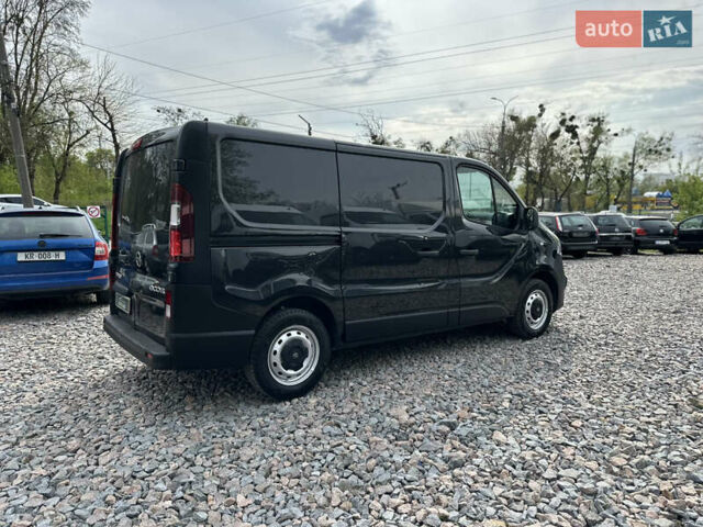 Черный Опель Виваро, объемом двигателя 1.6 л и пробегом 196 тыс. км за 12400 $, фото 13 на Automoto.ua