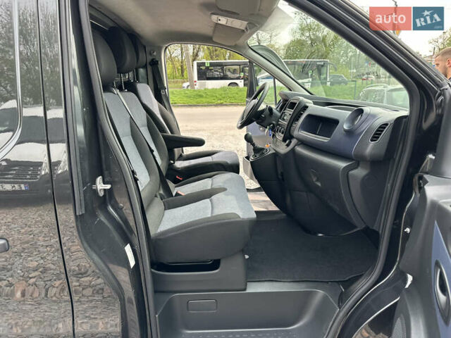 Черный Опель Виваро, объемом двигателя 1.6 л и пробегом 196 тыс. км за 12400 $, фото 25 на Automoto.ua