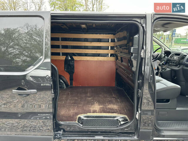 Черный Опель Виваро, объемом двигателя 1.6 л и пробегом 196 тыс. км за 12400 $, фото 28 на Automoto.ua