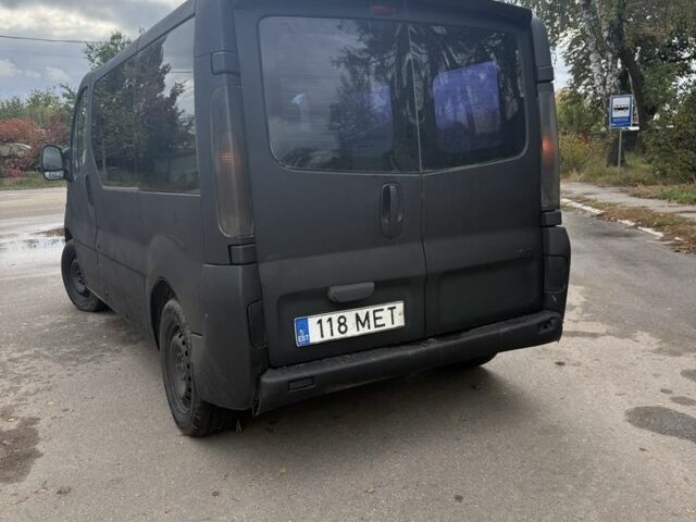 Черный Опель Виваро, объемом двигателя 1.9 л и пробегом 250 тыс. км за 3150 $, фото 3 на Automoto.ua