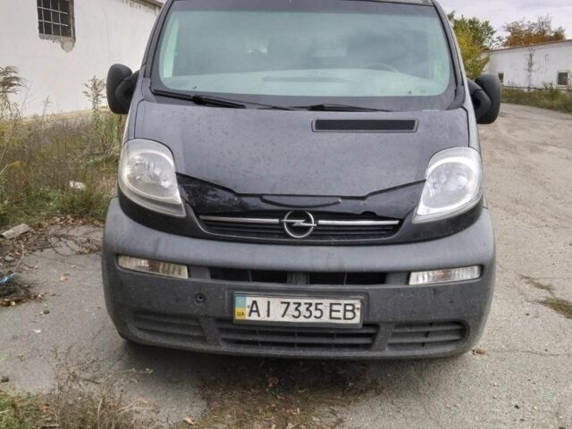 Черный Опель Виваро, объемом двигателя 0 л и пробегом 100 тыс. км за 3800 $, фото 2 на Automoto.ua