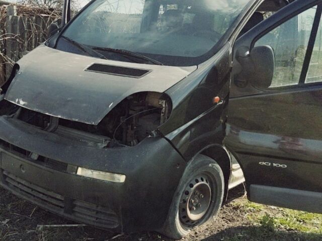 Черный Опель Виваро, объемом двигателя 1.9 л и пробегом 280 тыс. км за 2150 $, фото 1 на Automoto.ua