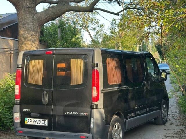 Черный Опель Виваро, объемом двигателя 2 л и пробегом 280 тыс. км за 5999 $, фото 3 на Automoto.ua
