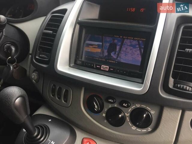 Черный Опель Виваро, объемом двигателя 2 л и пробегом 265 тыс. км за 10900 $, фото 20 на Automoto.ua