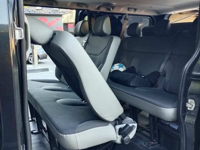 Черный Опель Виваро, объемом двигателя 2 л и пробегом 480 тыс. км за 12999 $, фото 7 на Automoto.ua