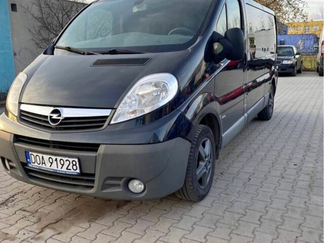 Черный Опель Виваро, объемом двигателя 2 л и пробегом 217 тыс. км за 9500 $, фото 4 на Automoto.ua