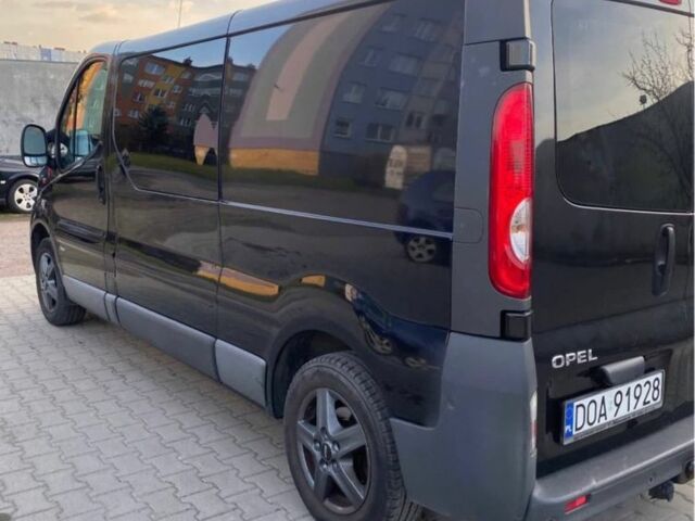 Черный Опель Виваро, объемом двигателя 2 л и пробегом 217 тыс. км за 9500 $, фото 1 на Automoto.ua
