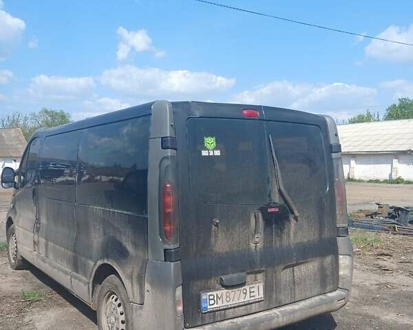 Черный Опель Виваро, объемом двигателя 1.87 л и пробегом 313 тыс. км за 7000 $, фото 3 на Automoto.ua