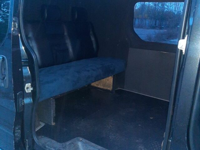 Чорний Опель Віваро, об'ємом двигуна 1.9 л та пробігом 280 тис. км за 7000 $, фото 7 на Automoto.ua