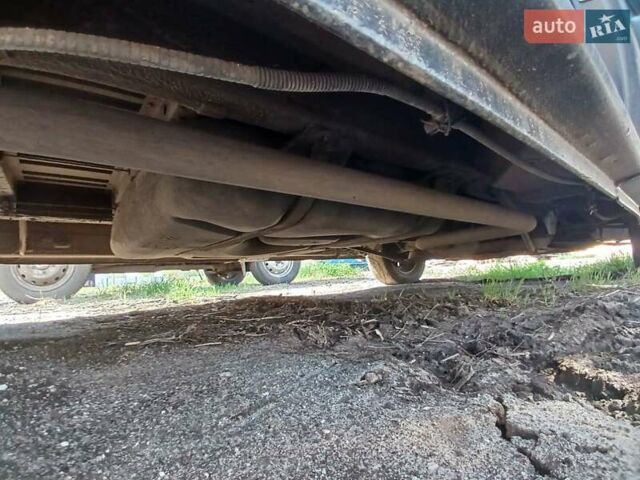 Черный Опель Виваро, объемом двигателя 1.87 л и пробегом 313 тыс. км за 7000 $, фото 17 на Automoto.ua