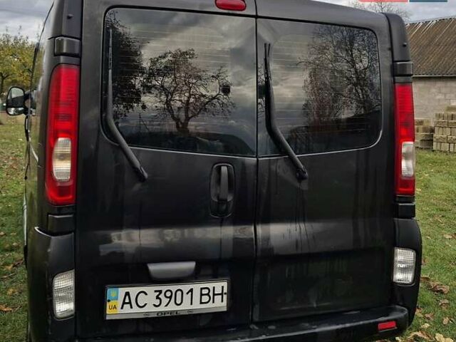Чорний Опель Віваро, об'ємом двигуна 1.9 л та пробігом 410 тис. км за 7200 $, фото 7 на Automoto.ua
