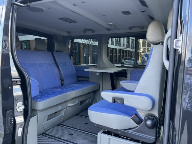 Черный Опель Виваро, объемом двигателя 2 л и пробегом 230 тыс. км за 6800 $, фото 11 на Automoto.ua