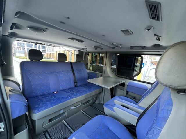 Черный Опель Виваро, объемом двигателя 2 л и пробегом 230 тыс. км за 6800 $, фото 13 на Automoto.ua