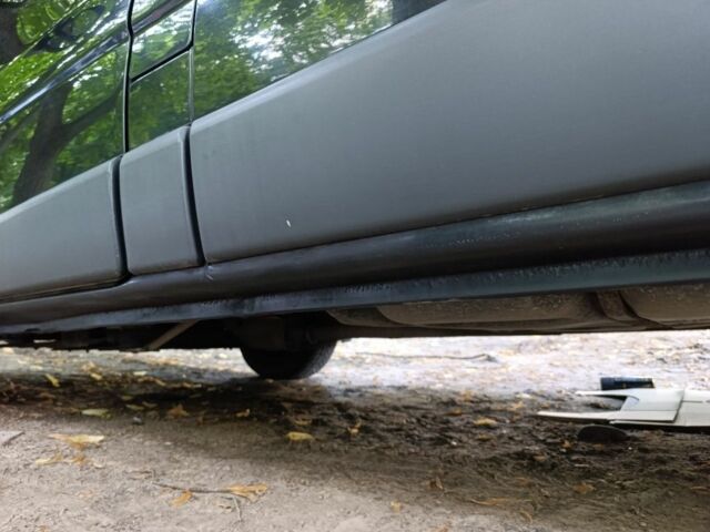 Черный Опель Виваро, объемом двигателя 1.9 л и пробегом 302 тыс. км за 7800 $, фото 6 на Automoto.ua