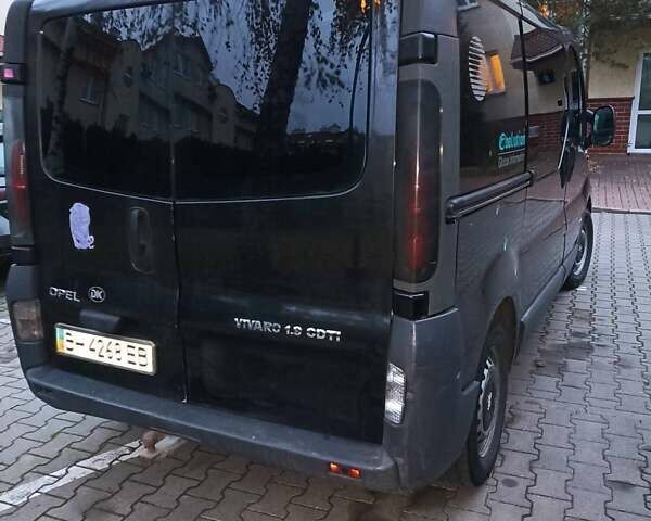 Черный Опель Виваро, объемом двигателя 1.9 л и пробегом 442 тыс. км за 6500 $, фото 15 на Automoto.ua