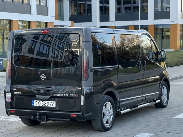 Черный Опель Виваро, объемом двигателя 2 л и пробегом 230 тыс. км за 6800 $, фото 3 на Automoto.ua