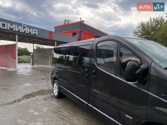 Черный Опель Виваро, объемом двигателя 1.9 л и пробегом 300 тыс. км за 9200 $, фото 1 на Automoto.ua