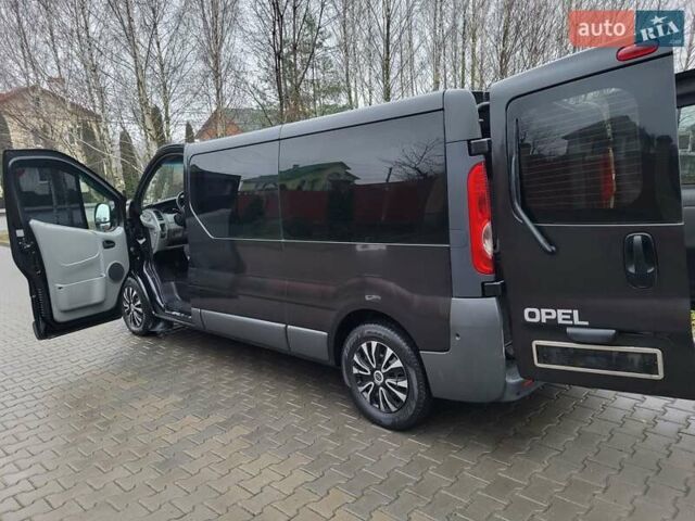 Чорний Опель Віваро, об'ємом двигуна 2 л та пробігом 241 тис. км за 9950 $, фото 49 на Automoto.ua