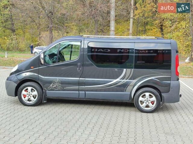 Чорний Опель Віваро, об'ємом двигуна 2 л та пробігом 277 тис. км за 7850 $, фото 1 на Automoto.ua