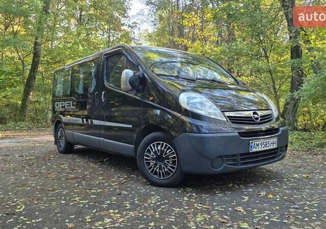 Черный Опель Виваро, объемом двигателя 2 л и пробегом 305 тыс. км за 7900 $, фото 27 на Automoto.ua