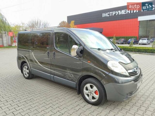 Чорний Опель Віваро, об'ємом двигуна 2 л та пробігом 277 тис. км за 7850 $, фото 13 на Automoto.ua