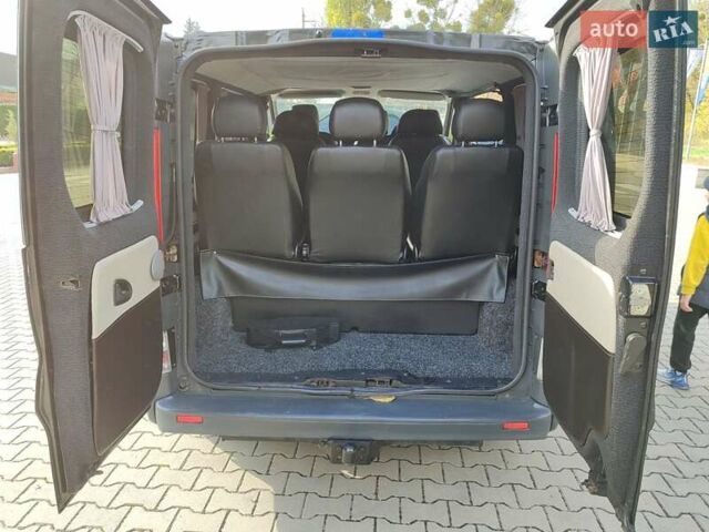 Чорний Опель Віваро, об'ємом двигуна 2 л та пробігом 277 тис. км за 7850 $, фото 25 на Automoto.ua