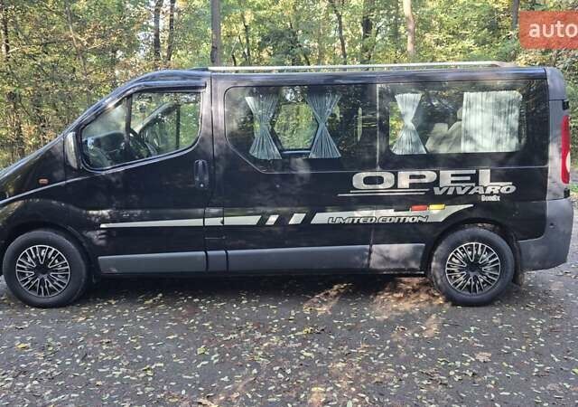Чорний Опель Віваро, об'ємом двигуна 2 л та пробігом 305 тис. км за 8100 $, фото 2 на Automoto.ua