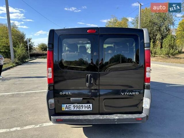 Черный Опель Виваро, объемом двигателя 2 л и пробегом 306 тыс. км за 8500 $, фото 8 на Automoto.ua
