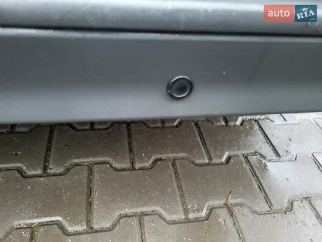Чорний Опель Віваро, об'ємом двигуна 2 л та пробігом 241 тис. км за 9950 $, фото 102 на Automoto.ua