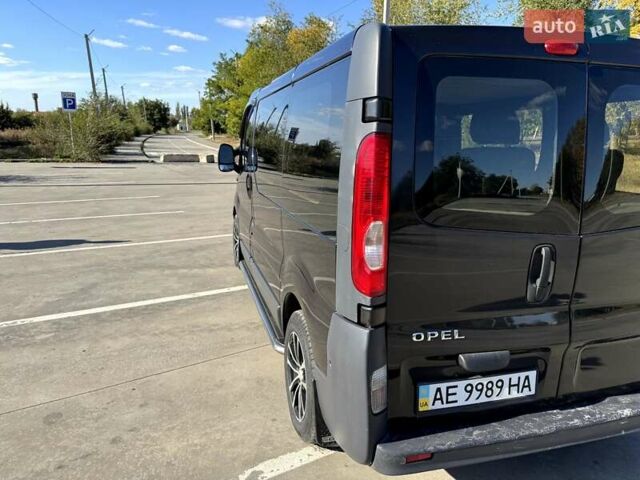 Черный Опель Виваро, объемом двигателя 2 л и пробегом 306 тыс. км за 8500 $, фото 19 на Automoto.ua
