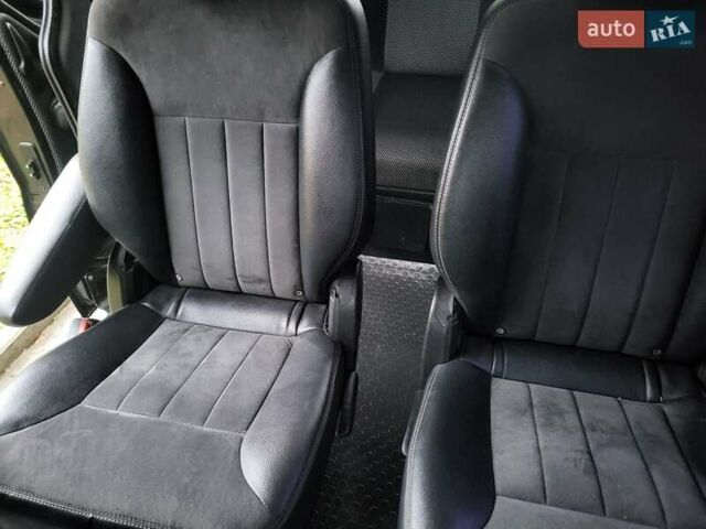 Чорний Опель Віваро, об'ємом двигуна 2 л та пробігом 241 тис. км за 9950 $, фото 90 на Automoto.ua