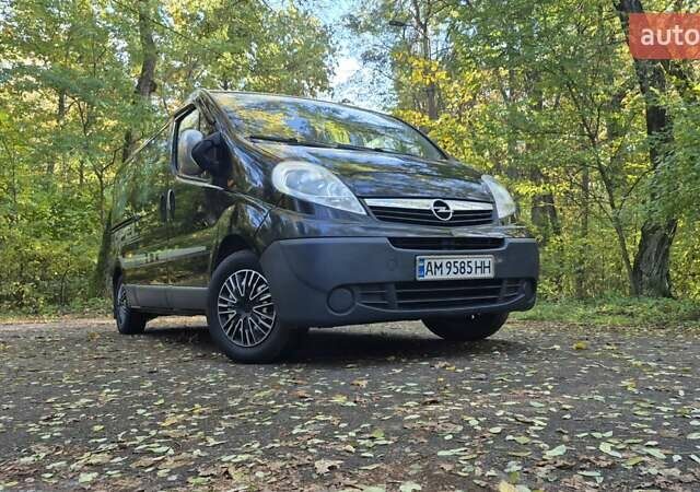Черный Опель Виваро, объемом двигателя 2 л и пробегом 305 тыс. км за 7900 $, фото 22 на Automoto.ua