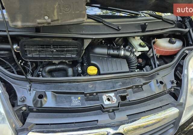 Черный Опель Виваро, объемом двигателя 2 л и пробегом 305 тыс. км за 7900 $, фото 33 на Automoto.ua