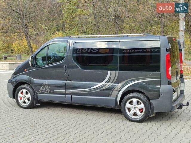 Чорний Опель Віваро, об'ємом двигуна 2 л та пробігом 277 тис. км за 7850 $, фото 8 на Automoto.ua