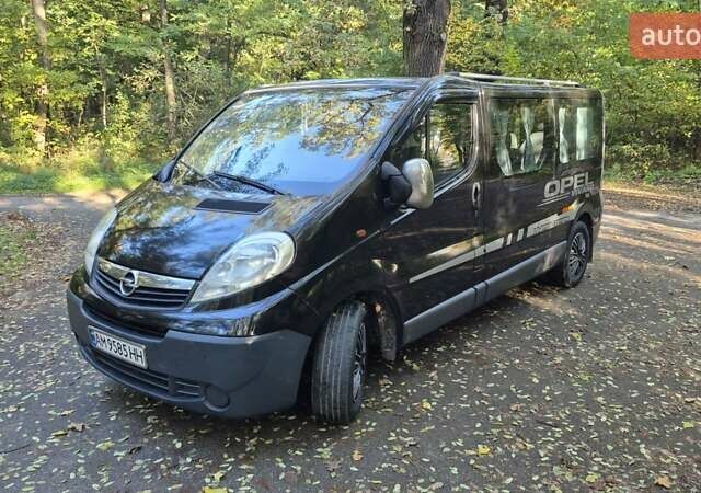 Черный Опель Виваро, объемом двигателя 2 л и пробегом 305 тыс. км за 7900 $, фото 28 на Automoto.ua