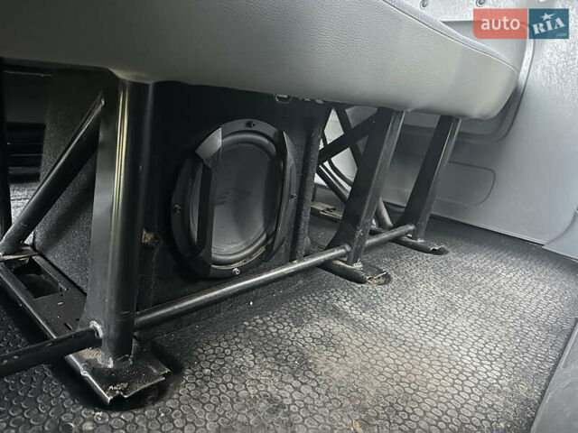 Чорний Опель Віваро, об'ємом двигуна 2 л та пробігом 273 тис. км за 9900 $, фото 20 на Automoto.ua