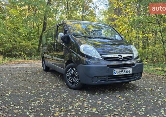Черный Опель Виваро, объемом двигателя 2 л и пробегом 305 тыс. км за 7900 $, фото 24 на Automoto.ua