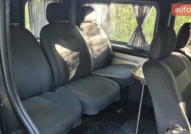 Чорний Опель Віваро, об'ємом двигуна 2 л та пробігом 305 тис. км за 8100 $, фото 35 на Automoto.ua