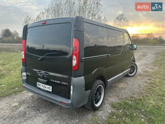 Чорний Опель Віваро, об'ємом двигуна 2 л та пробігом 273 тис. км за 9900 $, фото 8 на Automoto.ua