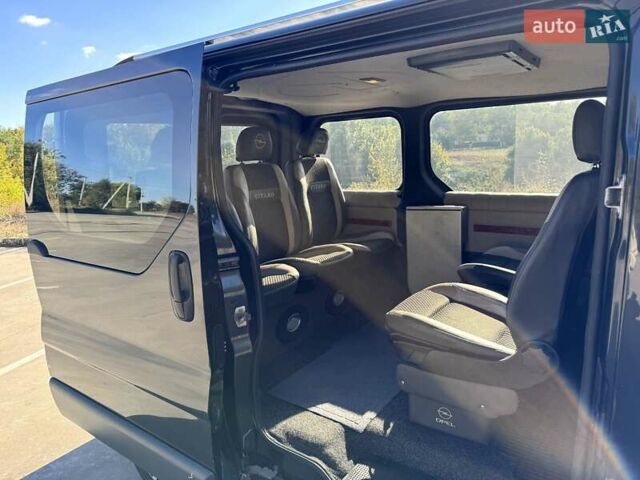 Черный Опель Виваро, объемом двигателя 2 л и пробегом 306 тыс. км за 8500 $, фото 29 на Automoto.ua
