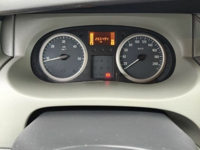 Черный Опель Виваро, объемом двигателя 2 л и пробегом 265 тыс. км за 12500 $, фото 3 на Automoto.ua