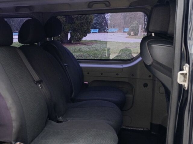 Черный Опель Виваро, объемом двигателя 2 л и пробегом 220 тыс. км за 8900 $, фото 15 на Automoto.ua